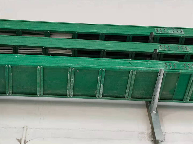 �������|���